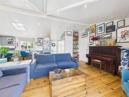 Open Plan Living/Kitchen/Diner