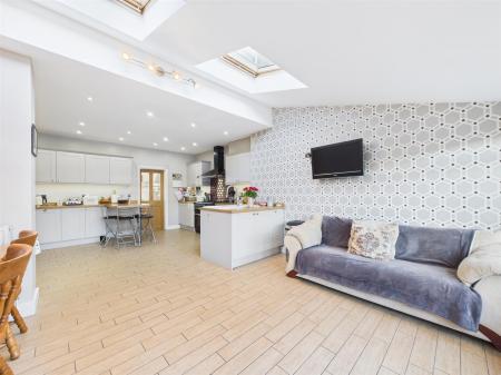 Fabulous, Extended Open Plan Living Kitchen