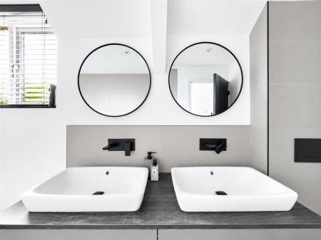 Superbly Appointed Principal Bathroom