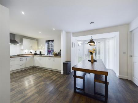 Open Plan Dining Kitchen