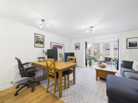 Spacious Lounge/Dining Room