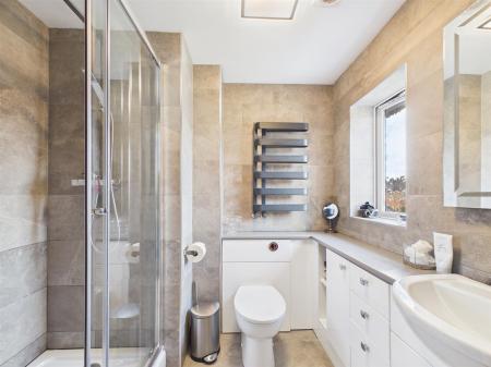 Reappointed En-Suite