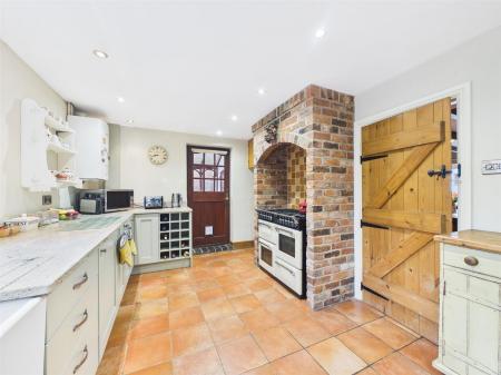 Fitted Kitchen