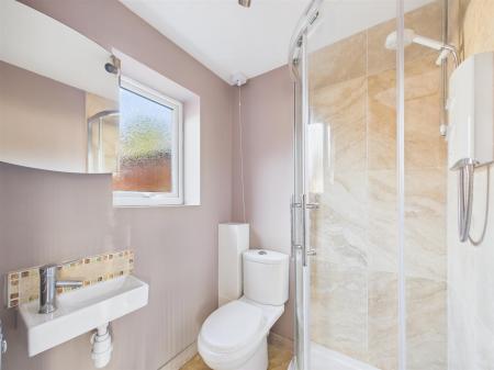 Annexe Shower Room