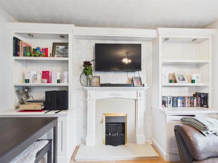 Living Room / Dining Room