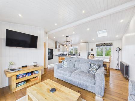 Open Plan Living/Kitchen/Dining Area
