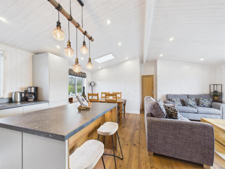 Open Plan Living/Kitchen/Dining Area
