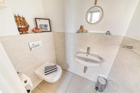 Cloakroom/WC