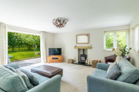 Fabulous Lounge