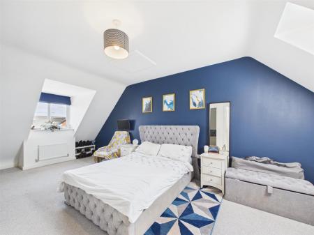 Principal Bedroom Suite