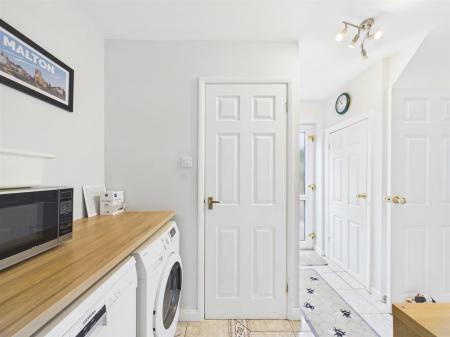 Inner Hallway & Utility Area