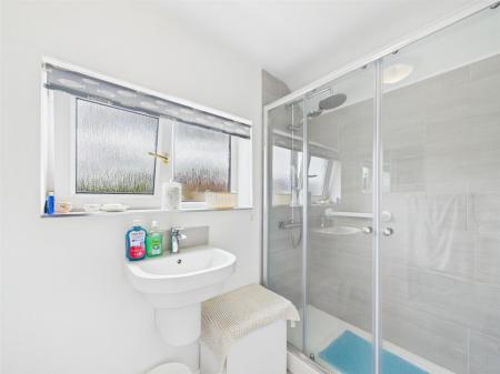 Family Shower Room
