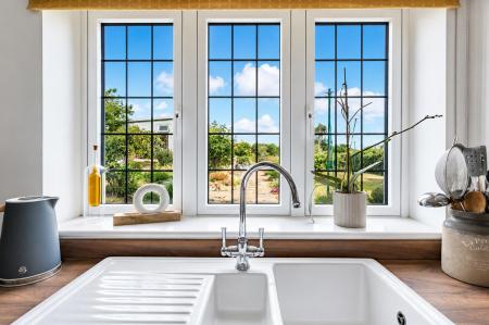 Fitted Kitchen