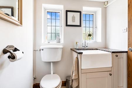 Fitted Guest Cloakroom