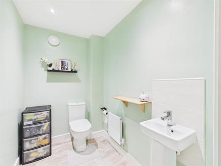 Cloakroom/WC