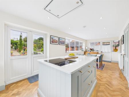 Open Plan Dining Kitchen