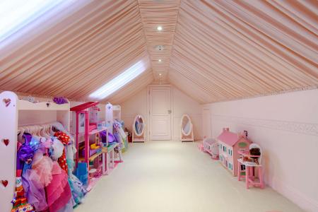 Playroom Eaves