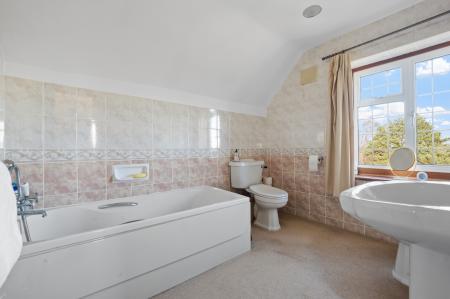 Ensuite To Master