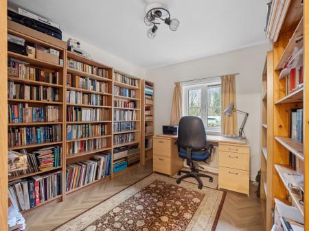 Bedroom 3 / Study