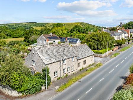Corfe Setting