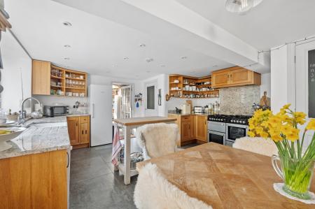 Kitchen/Dining Room