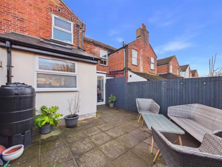 CAM02435G0-PR0147-STILL010.jpg