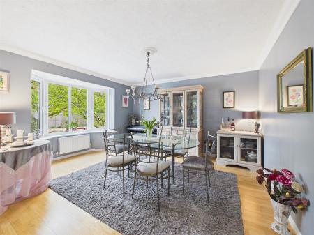 CAM02435G0-PR0221-STILL012.jpg