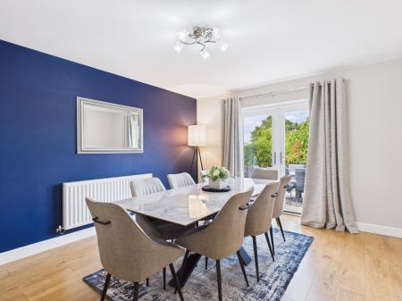 Shrubbery Road, Drakes Broughton