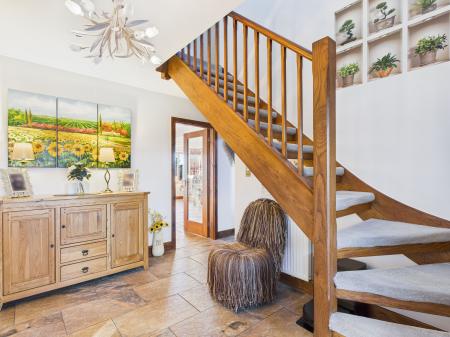 Stonebow Road, Drakes Broughton