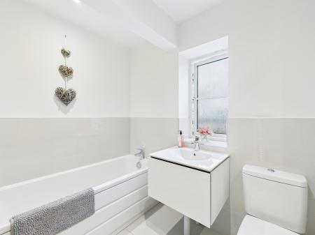 Bedroom One En-suite