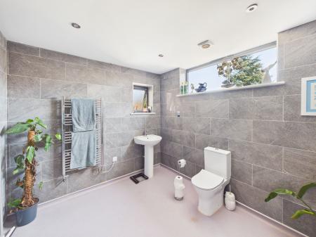 Bedroom One Wet Room