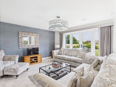 Worcester Road, Drakes Broughton, WR10