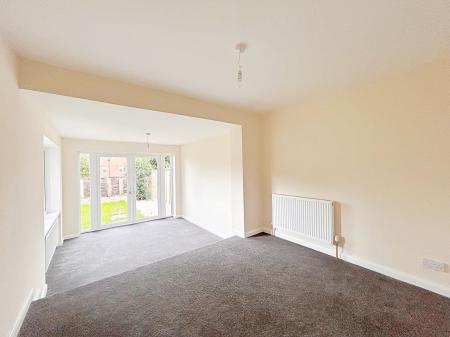 Dining/ Family Room