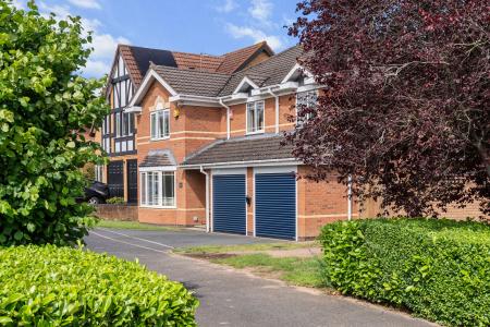 Conningsby Drive, Pershore, WR10