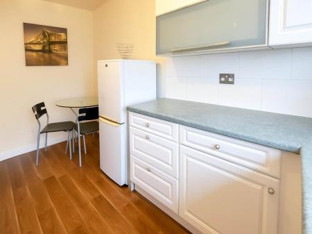 20 Falcon Street - pic 4