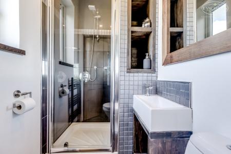 Bedroom 1 en suite