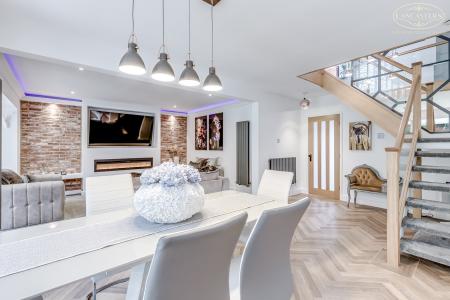 Kitchen/Dining/Livin