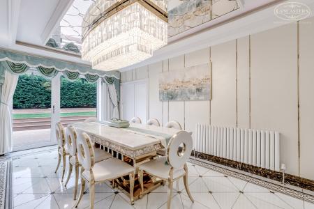 Reception Room 2/Din