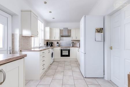 Kitchen/Breakfast Ro