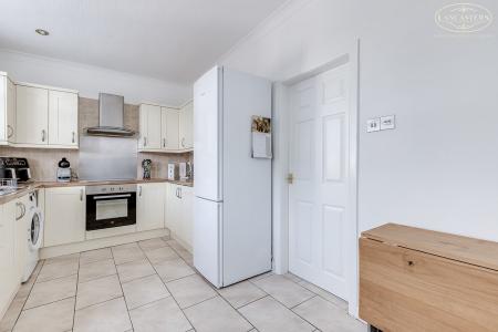 Kitchen/Breakfast Ro