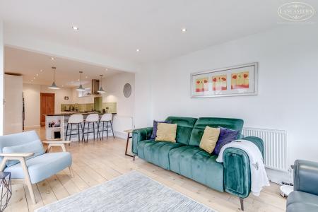 Open Plan Kitchen Di