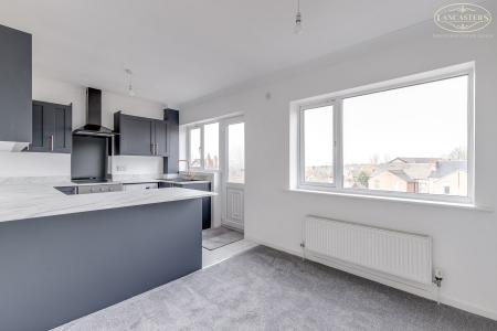 Dining kitchen