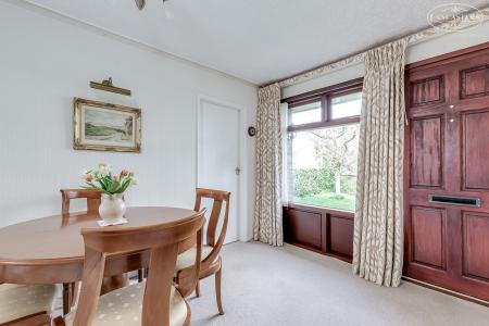 Hallway/Reception Ro