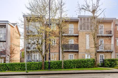 Apartment Frontage