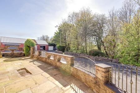 Rear courtyard