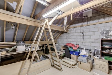 Loft Room 2