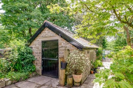Outbuilding