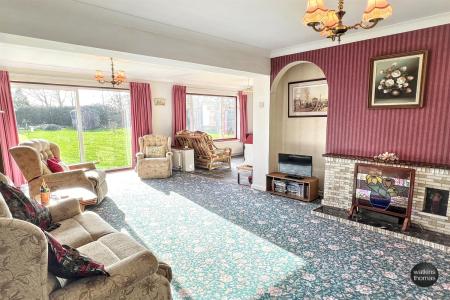 Open plan sitting area