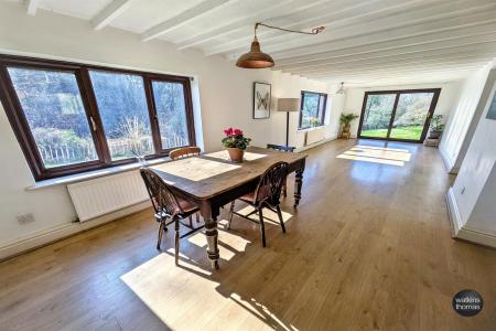 Family/dining Room