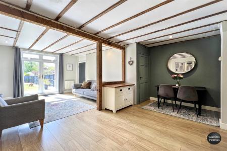 Sitting/Dining Room